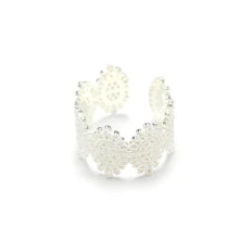 All-match Gentle Sterling Silver Lace Hollow Ring